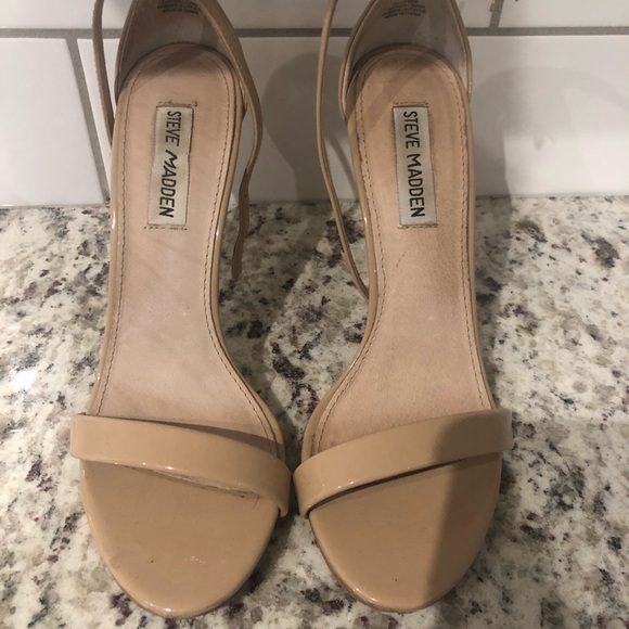 Steve Madden Patent Heels Size7.5 - Picture 4 of 6
